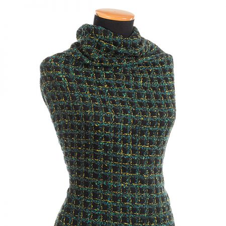 Kostýmová látka plastický vzor