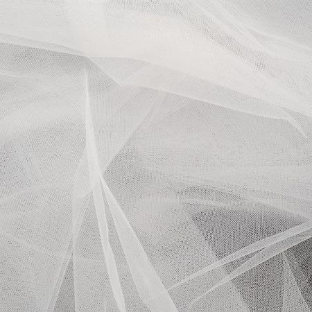 Tyl šatový sněhově bílý šíře 280