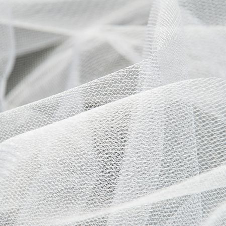 Tyl klasický lesklý bílý 300cm šíře