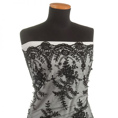 Krajka výšivka na tylu květinová černá