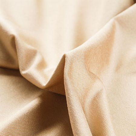 Úplet lesk béžovozlatý