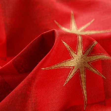 Bavlněná látka vánoční vzor hvězdy červená/zlatá 