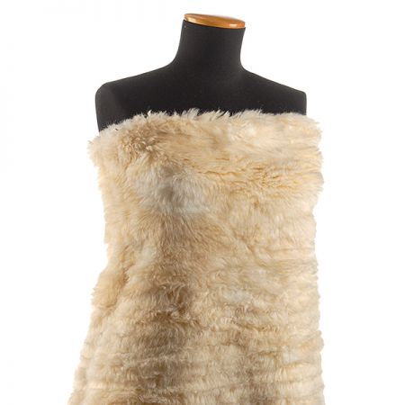 Imitace kožešiny dlouhý vlas vlk smetanová/šedá