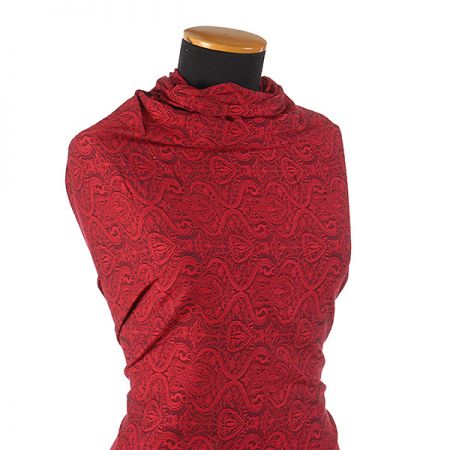 Žakárová látka romantický vzor červená