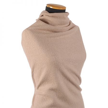 Vlněný teplejší buklé úplet béžový