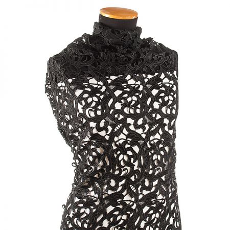 Efektní hrubá krajka květ/ornament černá