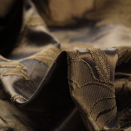 Vyšívaný taft jemný květinový motiv olivový