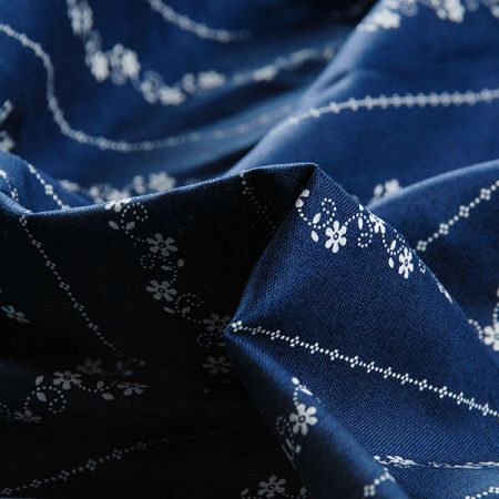 Bavlněná látka modrotisk kytičky modrá/bílá