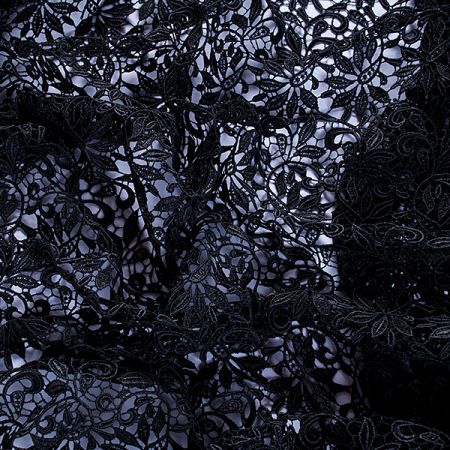 Efektní hrubá krajka květinový vzor v černé barvě