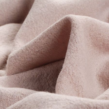 Vařená vlna světle béžová