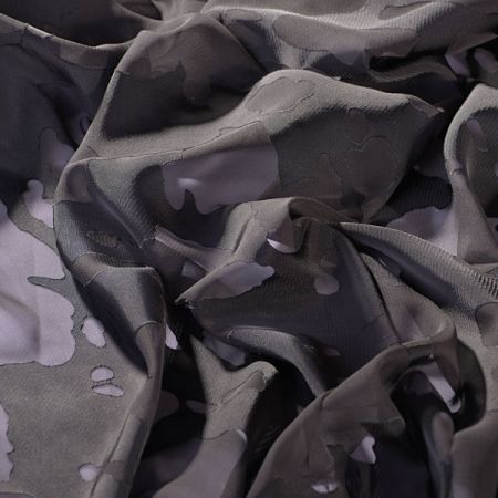 Efektní šifon černý