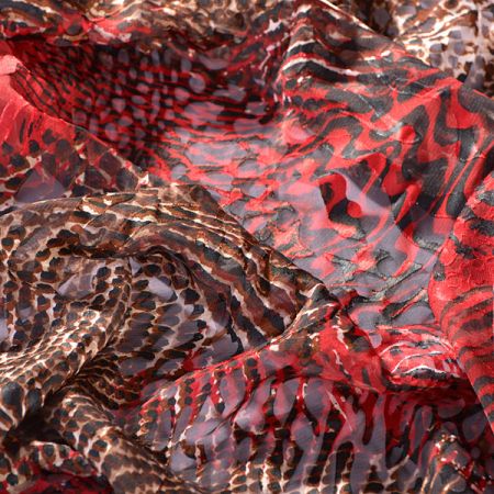 Efektní šifon zvířecí motiv