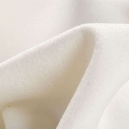 Flauš směs vlna barvy lomené bílé