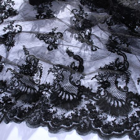 Krajka romantická výšivka na tylu černá II.jakost