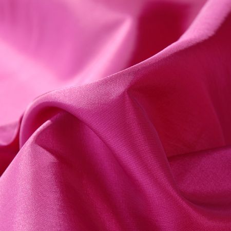 Taft hladký jemný barva fuchsiová