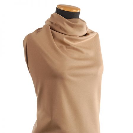 Úplet silnější hladký béžový