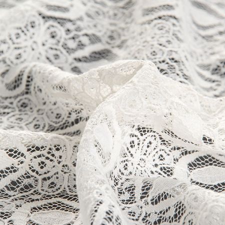 Pružná krajka jemná geometr.motiv smetanová