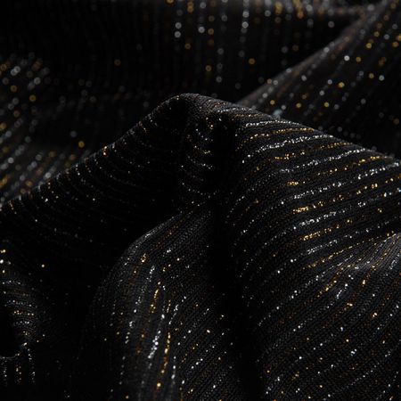 Lamé pletenina úplet zatkané zlatostříbrné proužky