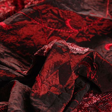 Krešovaný taft žakárový výšivka květů červená