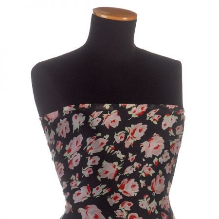 Hedvábný šifon motiv růží růžové