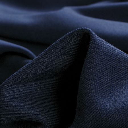 Kostýmová látka twill s keprovou vazbou modrá
