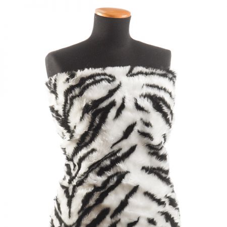 Imitace zvířecí srsti bílý tygr