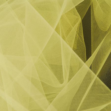 Šatový tyl žlutý