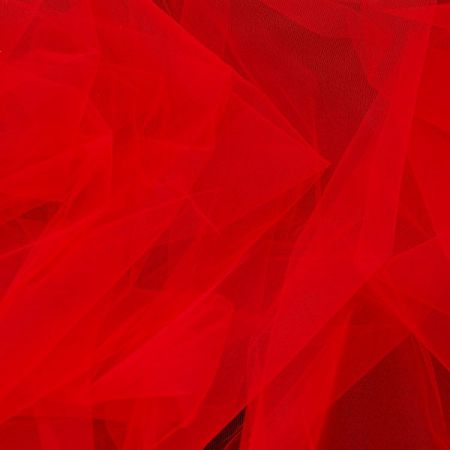 Šatový tyl červený