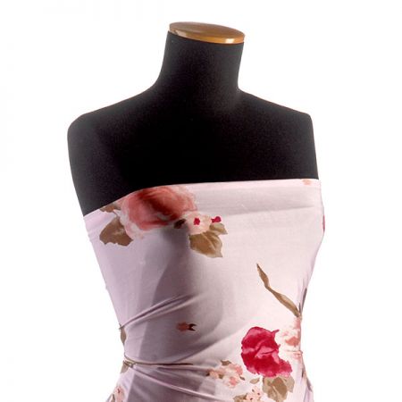 Úplet vzor květin růže růžový II.jakost