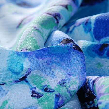 Žákárová letní látka tisk růže modrá