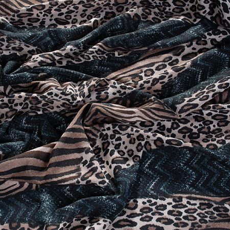 Úplet tisk zvířecí motiv/vlnky tm. zelený