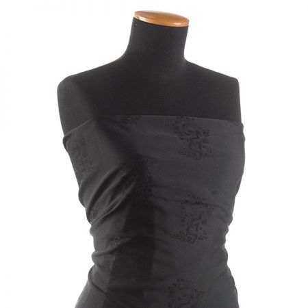 Brokát nepružný černý orientální vzor draci