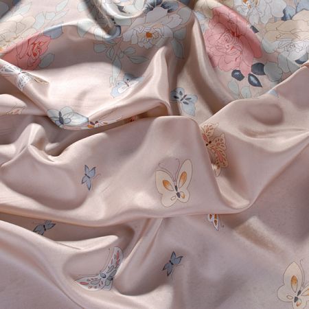 Hedvábný habutai tisk motýlci/květy