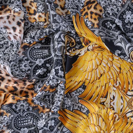 Hedvábný pružný satén kupón křídla