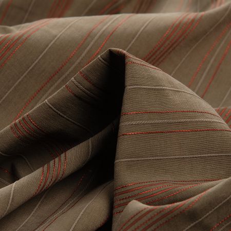 Bavlněná látka khaki zelená s červenými proužky