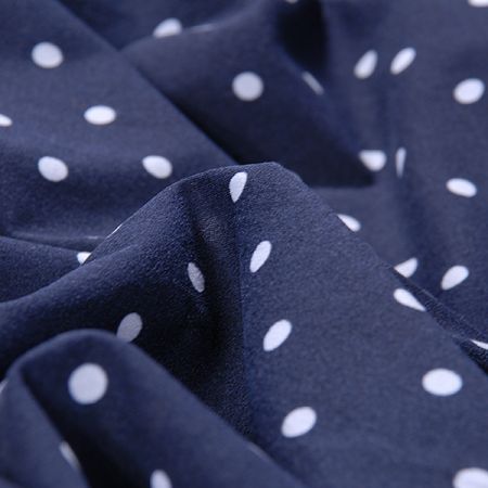 Žoržetový úplet vzor puntík bílá/tm.modrá velký