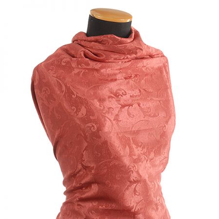 Žakárová látka květinový motiv pastel červená