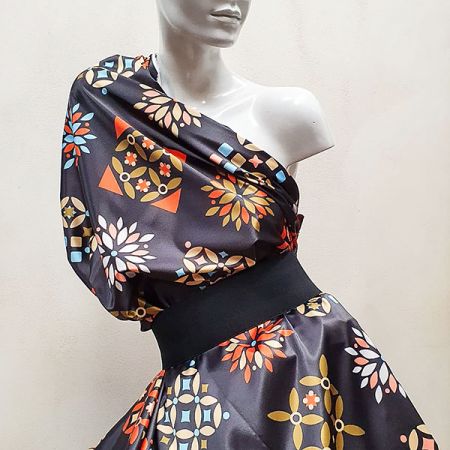 Satén tisk imitace hedvábí květinové ornamenty