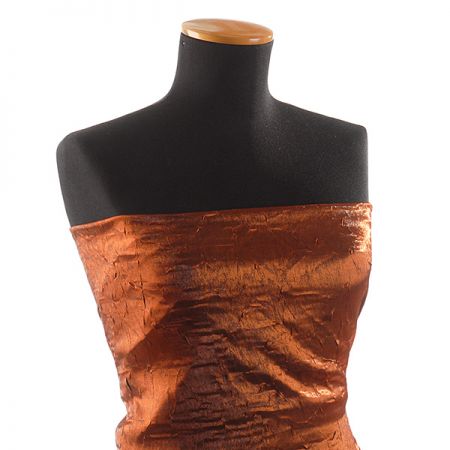 Lamé šatová látka kreš skořicová