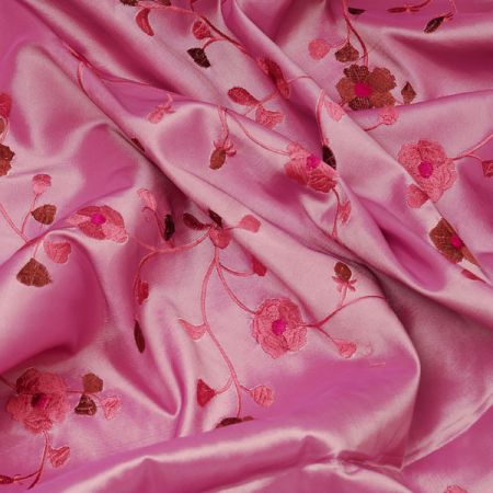 Vyšívaný taft - drobné pnoucí se květy, starorůžový