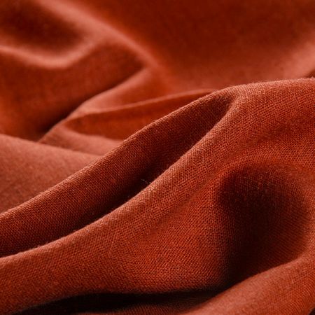 Len středně silný skořicové barvy