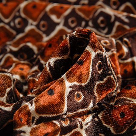 Pružný samet s geometrickým vzorem hnědé barvy