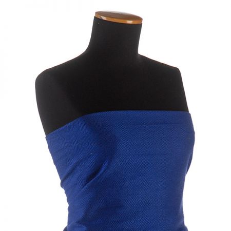 Kostýmová látka vzor rybí kost Art Fabrics tm. modrá