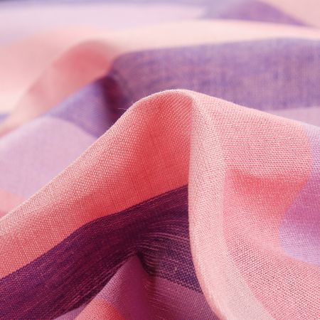 Len Art Fabrics širší pruhy světle růžový