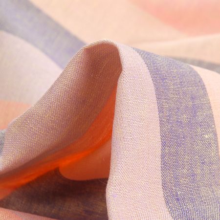 Len Art Fabrics širší pruhy pastel žlutá