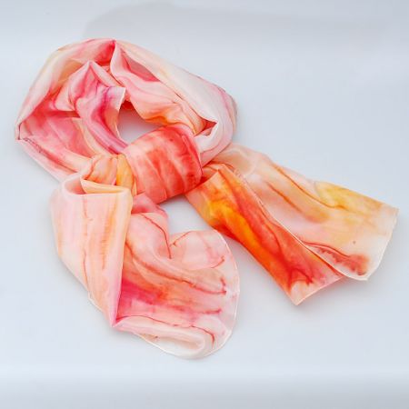 Ručně malovaná hedvábná šála