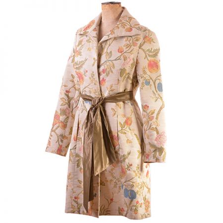 Originálne jesenné kabát