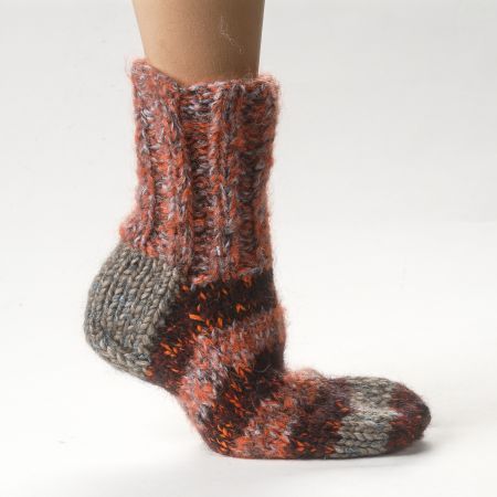 Ručně pletené ponožky MarLen červenomodré