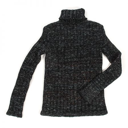 Pleteny svetr s rolákem