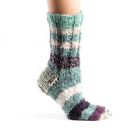 Ručně pletené ponožky Marlen pistáciové barvy